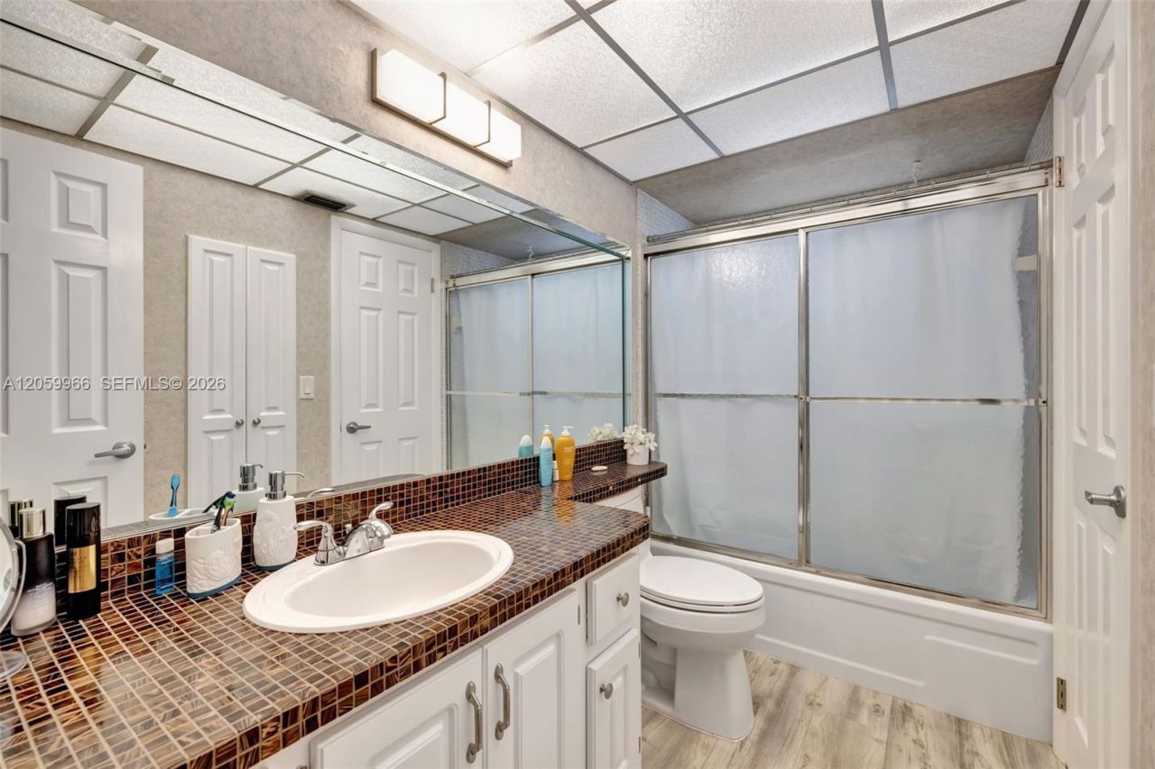 3431 NW 50th Ave , Unit 113, Lauderdale Lakes, FL 33319 Photo