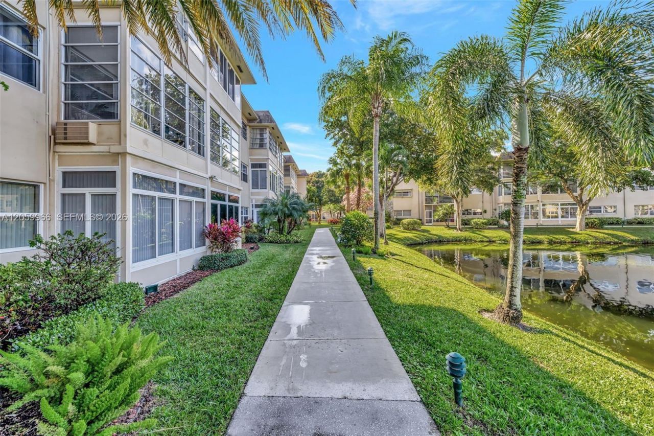 3431 NW 50th Ave , Unit 113, Lauderdale Lakes, FL 33319 Photo