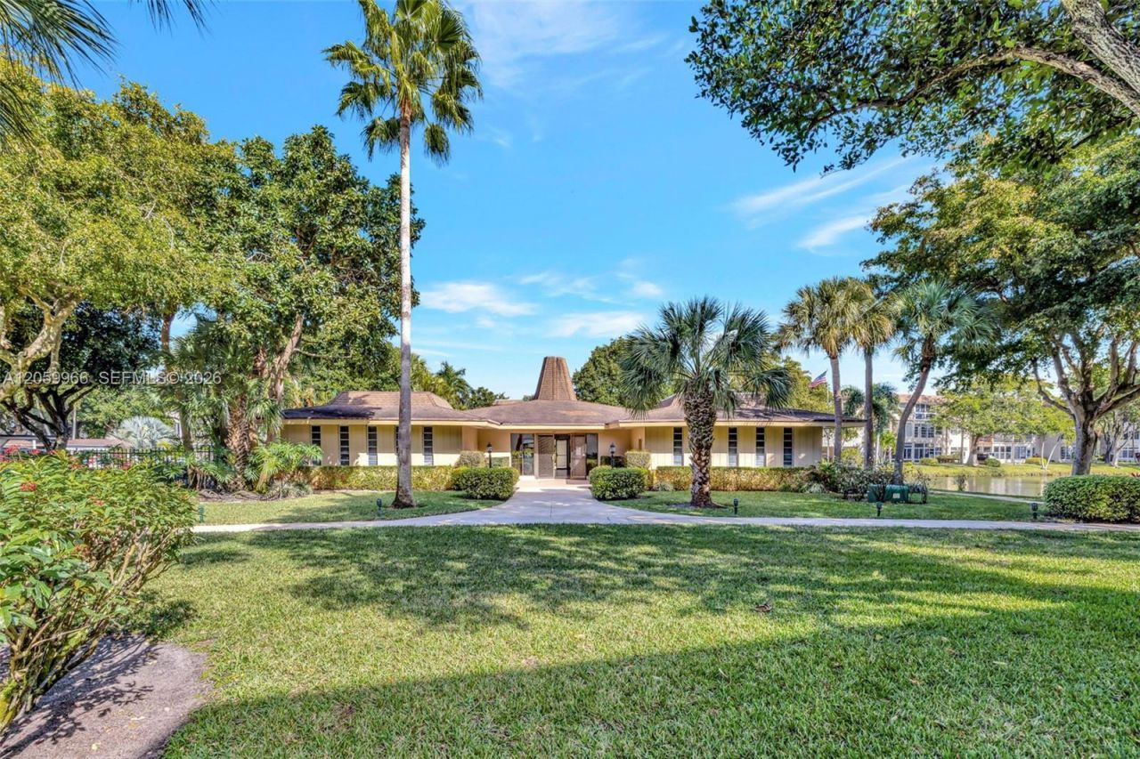 3431 NW 50th Ave , Unit 113, Lauderdale Lakes, FL 33319 Photo
