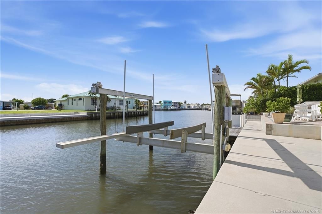 10751 S Ocean Drive, Unit B7, Jensen Beach, FL 34957 Photo