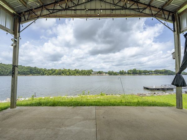 987 River Front Dr , Unit 121, Clifton, TN 38425