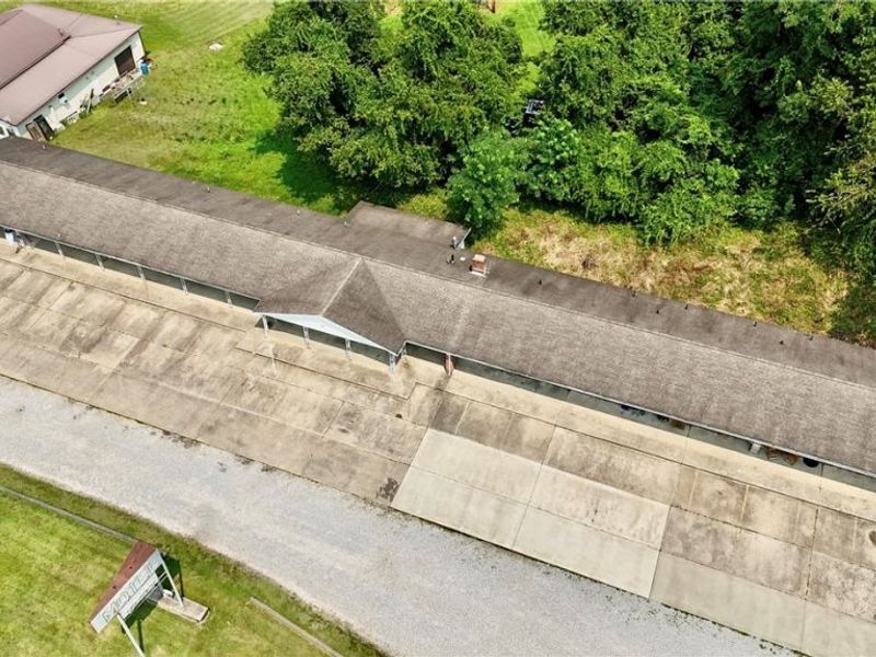 1094 Clement Avenue, Belpre, OH 45714 Photo 2
