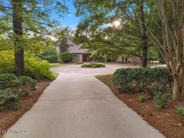 341 Johnstone Drive, Madison, MS 39110