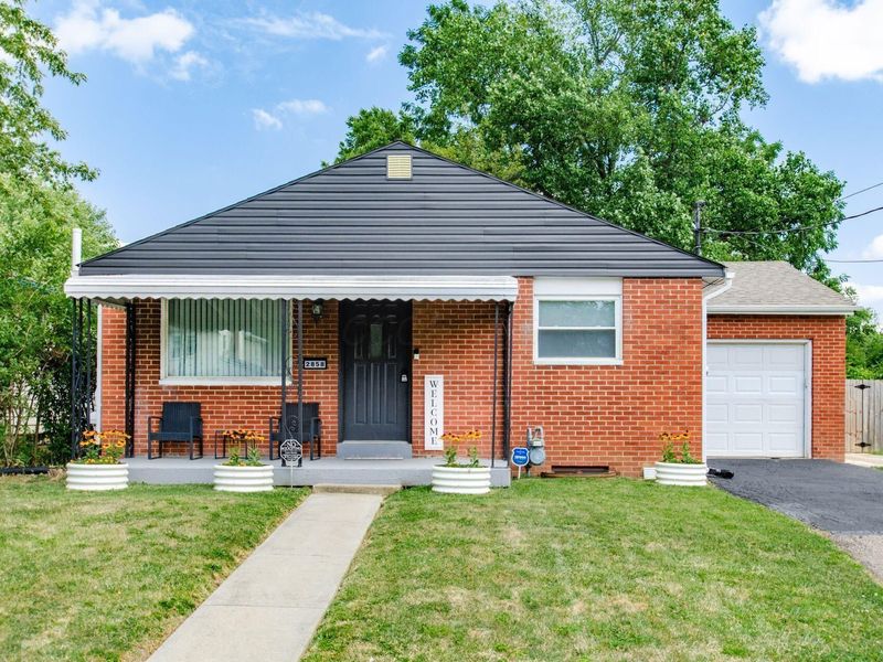 2858 Fairwood Avenue, Columbus, OH 43207 Photo 1