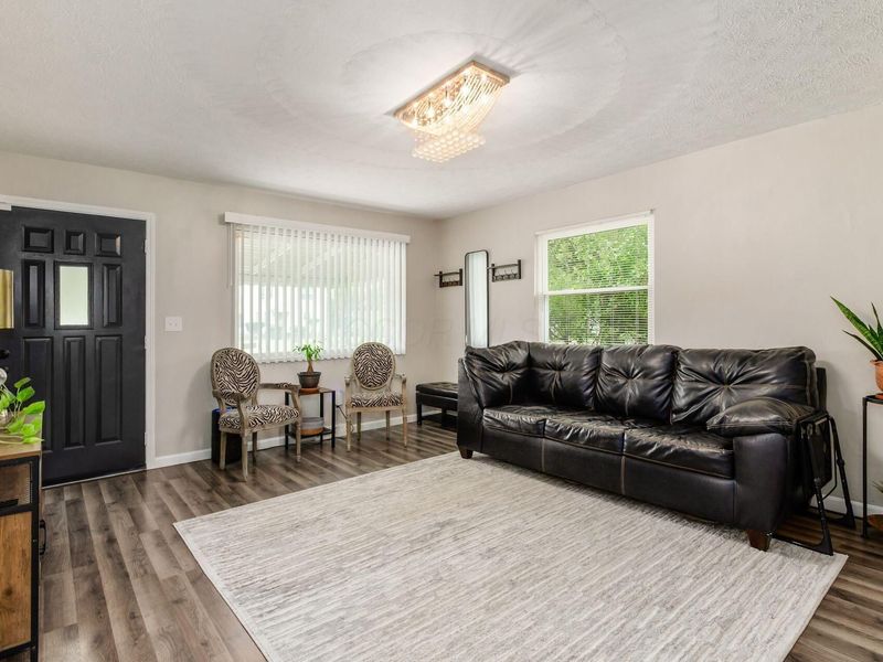 2858 Fairwood Avenue, Columbus, OH 43207 Photo 5
