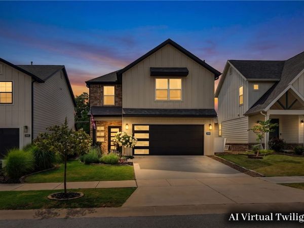 2404 SW Poppy Street , Bentonville, AR 72713