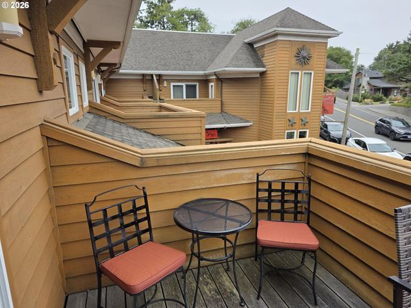123 S HEMLOCK ST, Unit 203, Cannon Beach, OR 97110