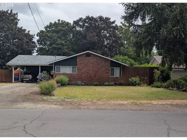 3400 7TH ST, Hubbard, OR 97032