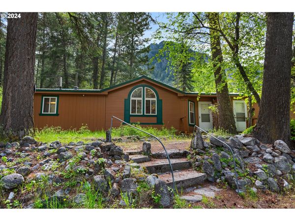 84648 BAILEY LN, Joseph, OR 97846