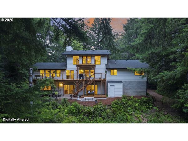 5485 HUCKLEBERRY LN, Florence, OR 97439