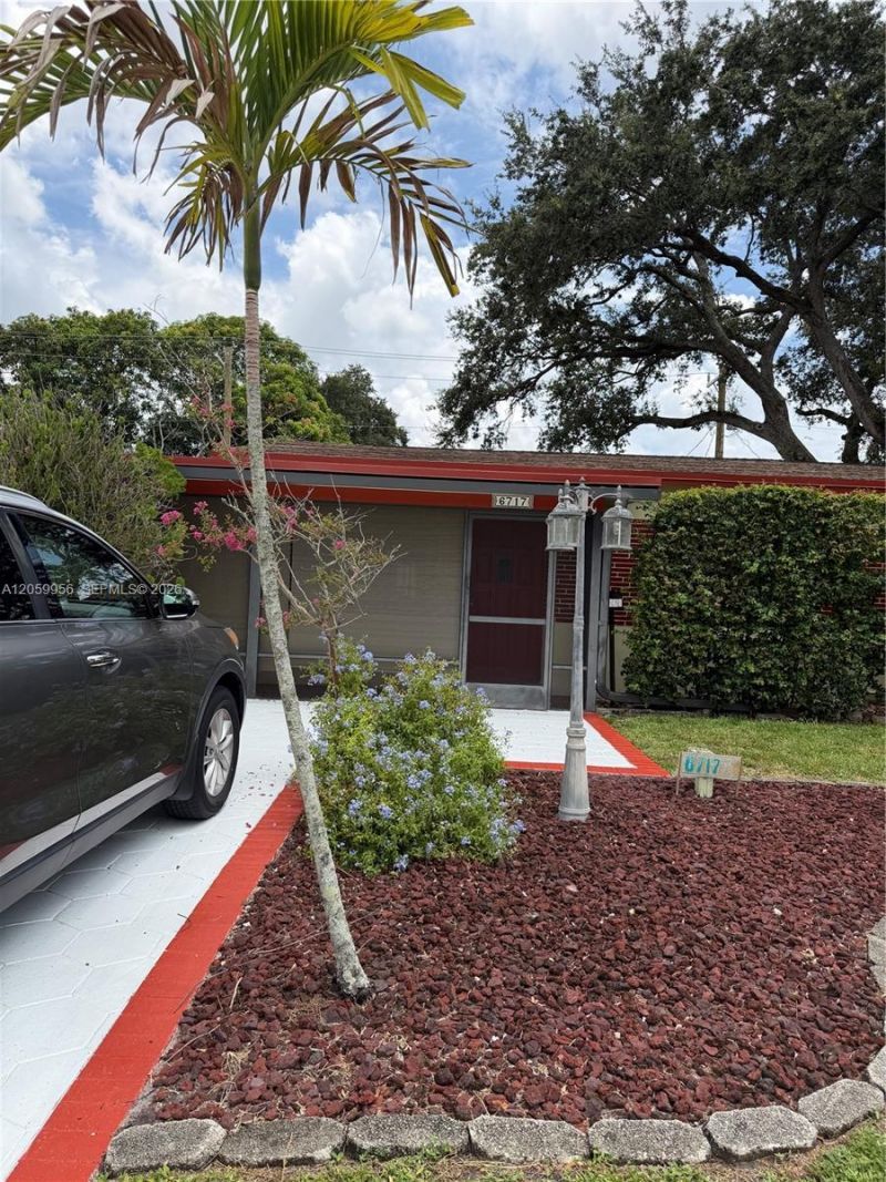6717 Raleigh St , Hollywood, FL 33024 Photo