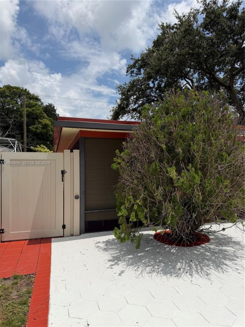 6717 Raleigh St , Hollywood, FL 33024 Photo