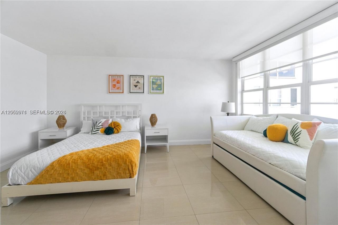 100 Lincoln Rd , Unit 1503, Miami Beach, FL 33139 Photo