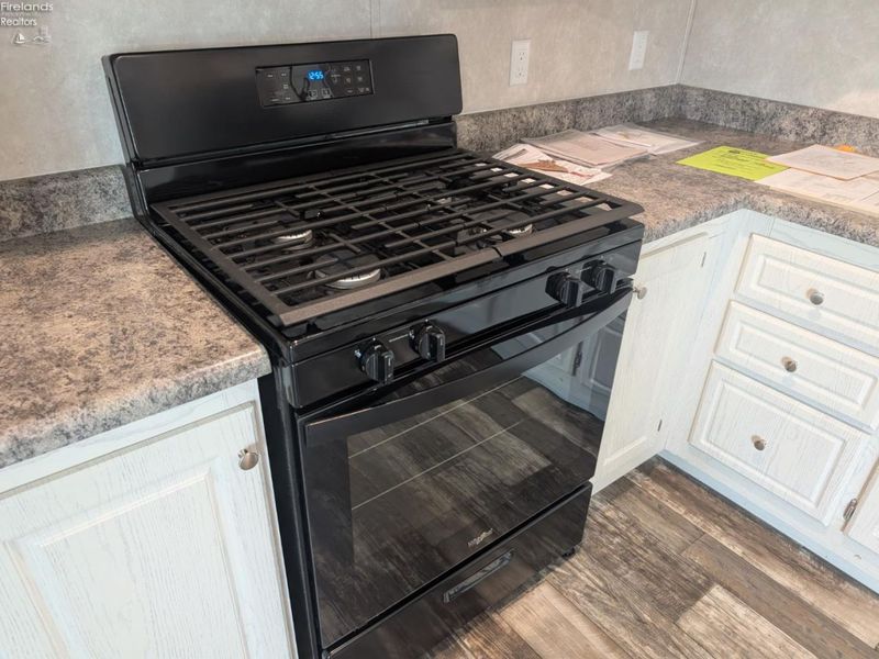 111 Flatrock Road, Unit 16, Bellevue, OH 44836 Photo 6