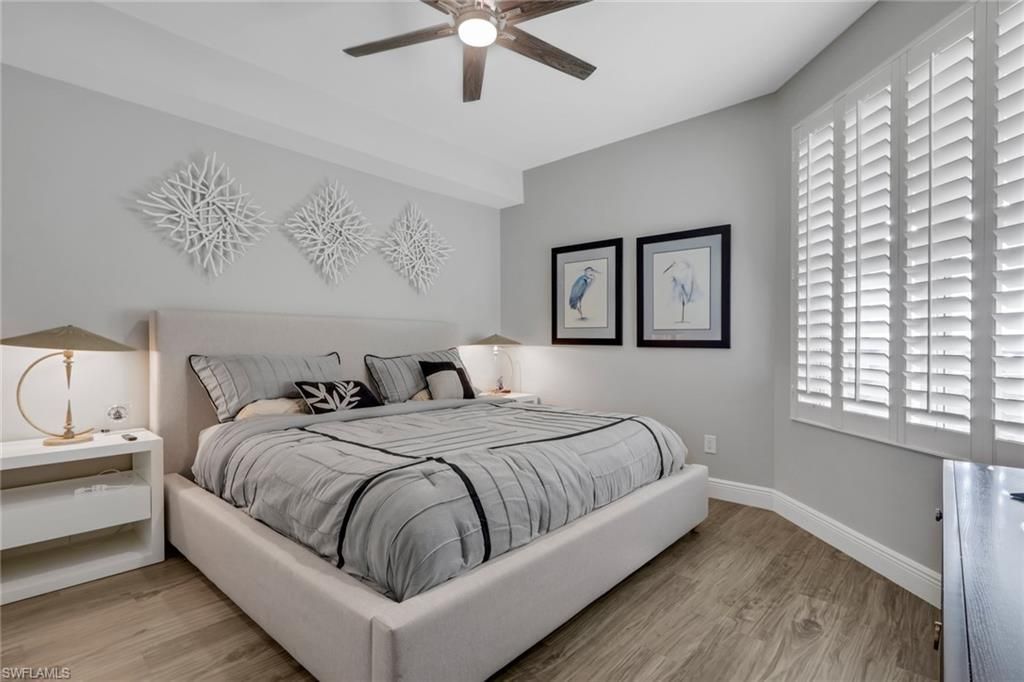 420 Cove Tower Dr, Unit 802, Naples, FL 34110 Photo