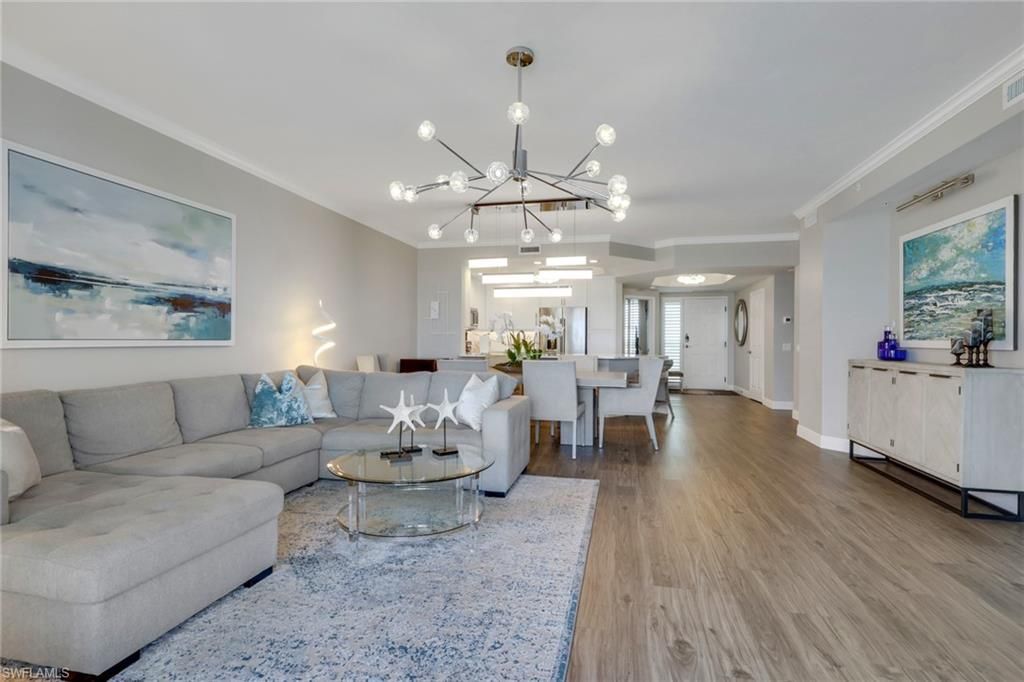 420 Cove Tower Dr, Unit 802, Naples, FL 34110 Photo