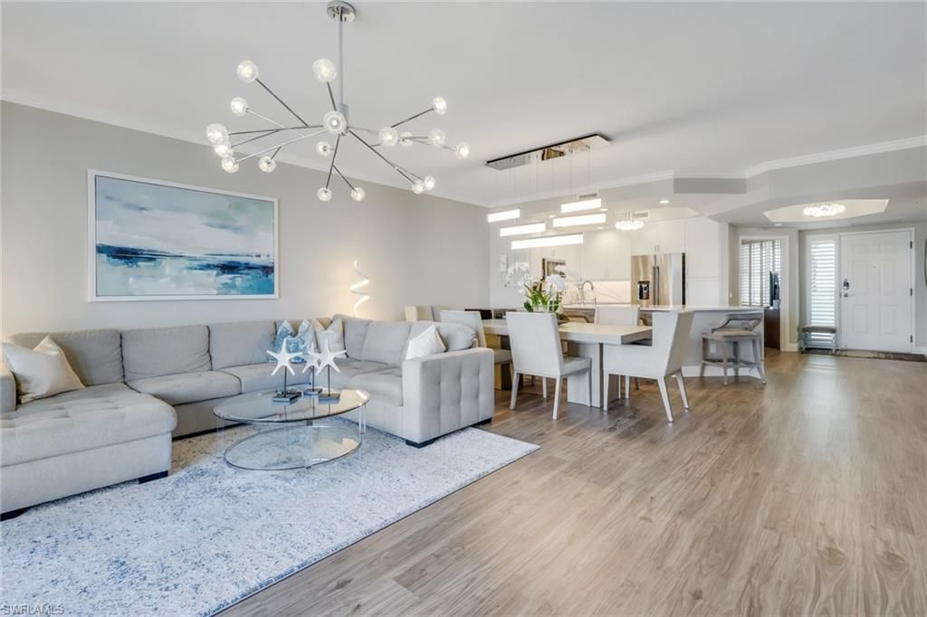 420 Cove Tower Dr, Unit 802, Naples, FL 34110 Photo