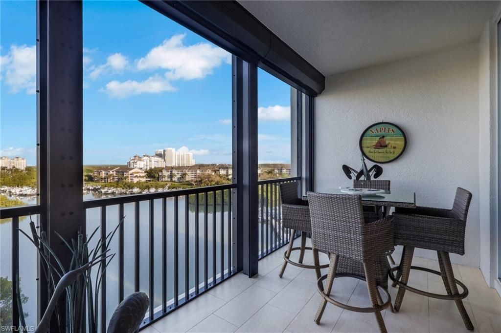 420 Cove Tower Dr, Unit 802, Naples, FL 34110 Photo