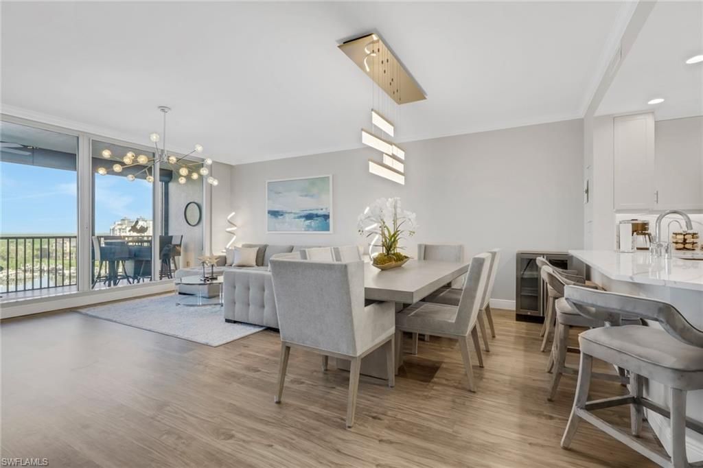 420 Cove Tower Dr, Unit 802, Naples, FL 34110 Photo