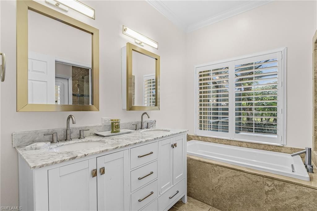 12832 Brynwood Way, Naples, FL 34105 Photo