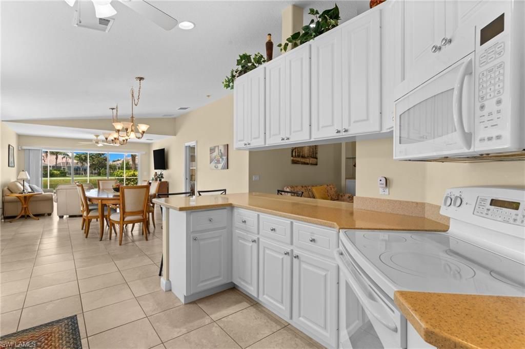 7620 Rozzini Ln, Naples, FL 34114 Photo