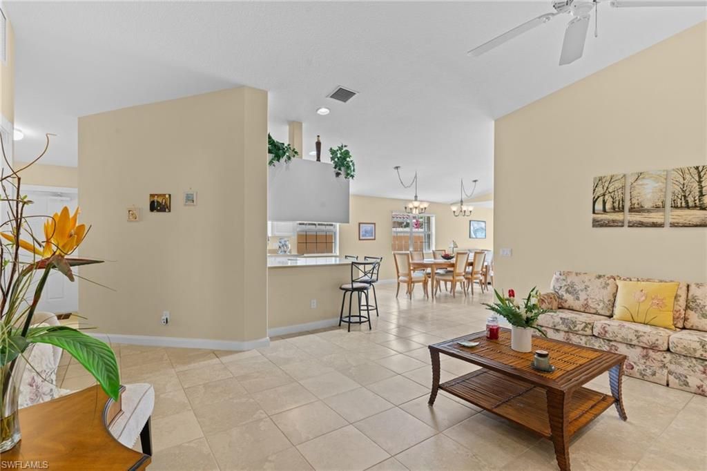 7620 Rozzini Ln, Naples, FL 34114 Photo