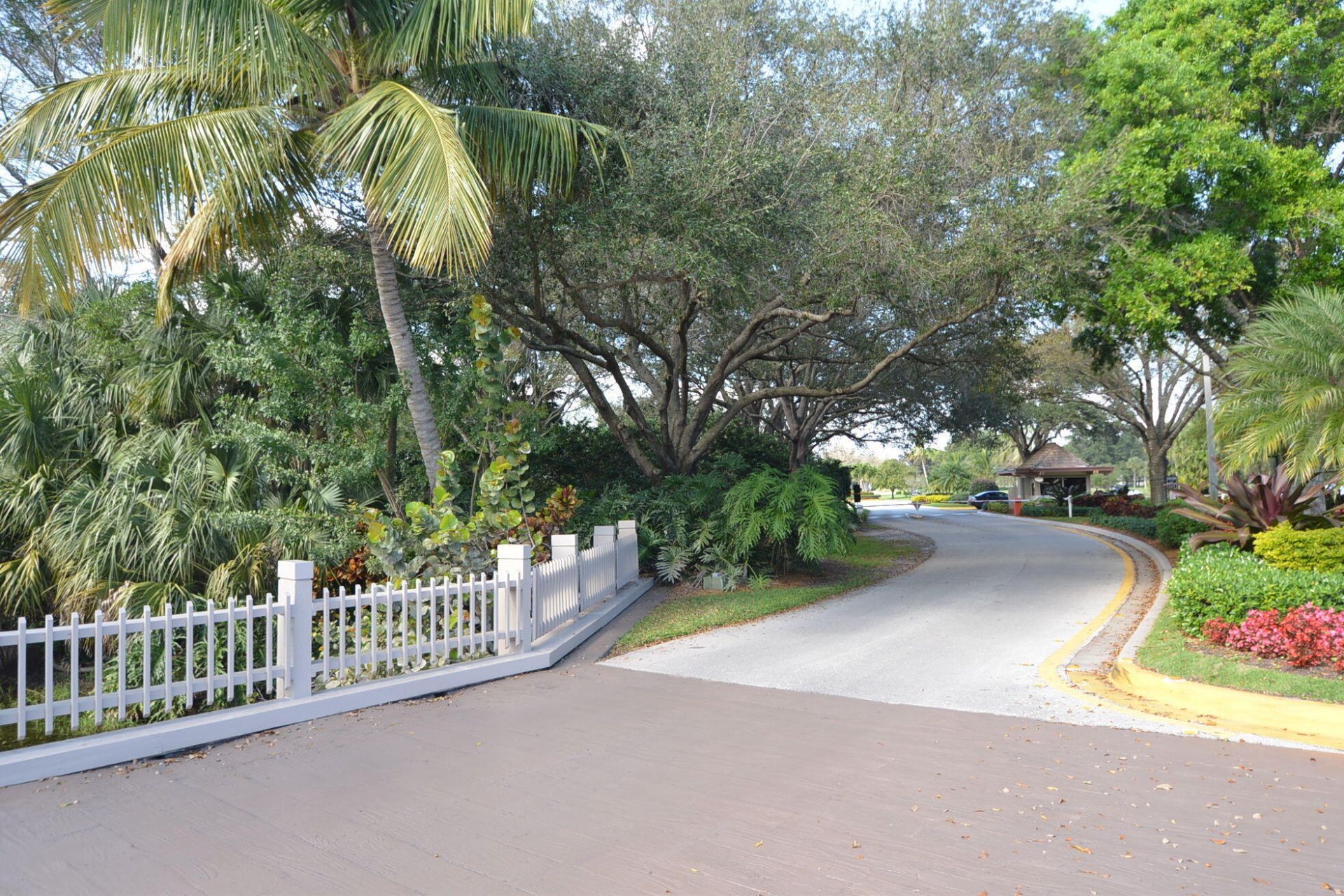 12829 Briarlake Drive, Unit 201, Palm Beach Gardens, FL 33418 Photo