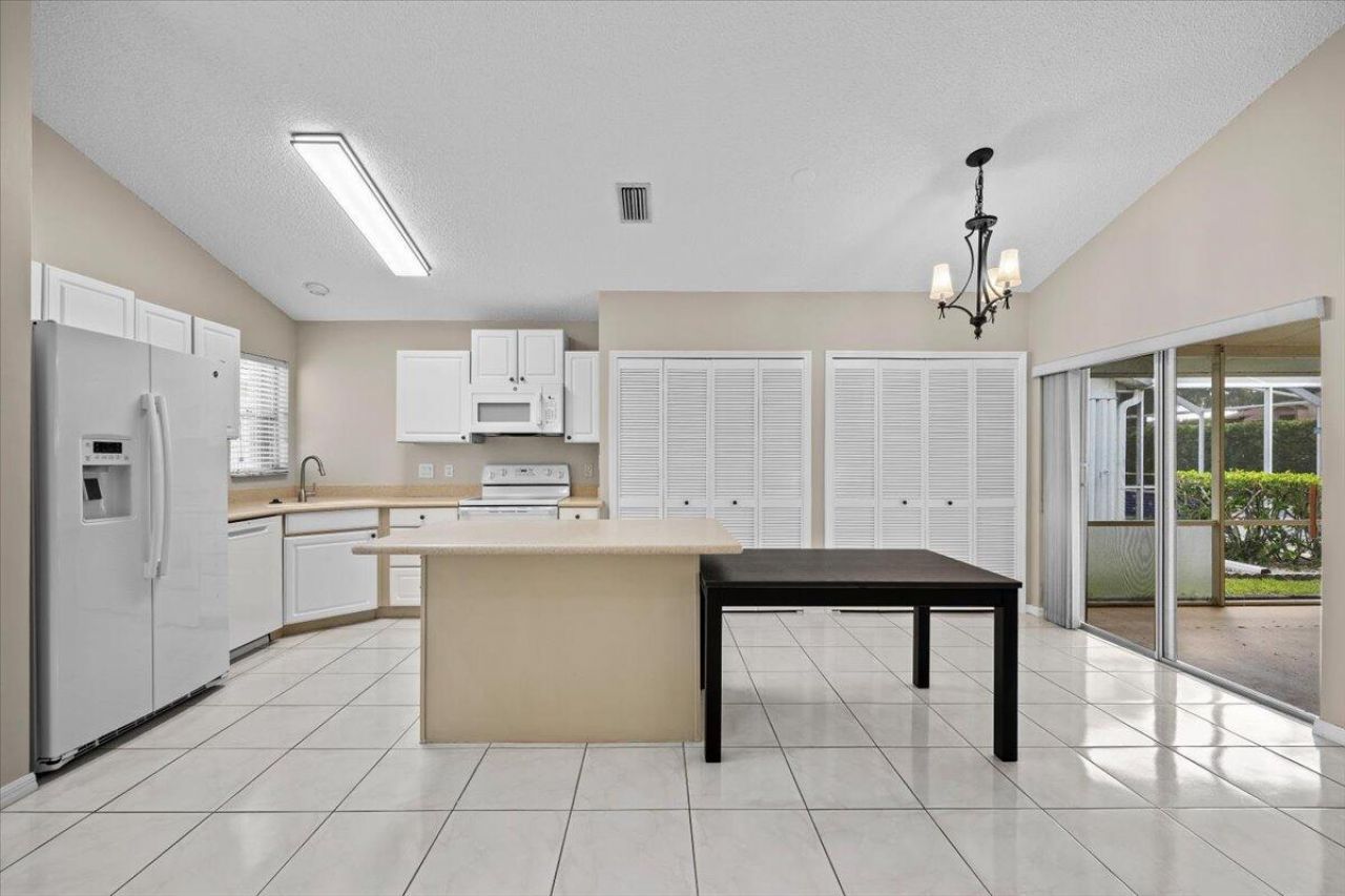 149 Hammocks Drive, Greenacres, FL 33413 Photo