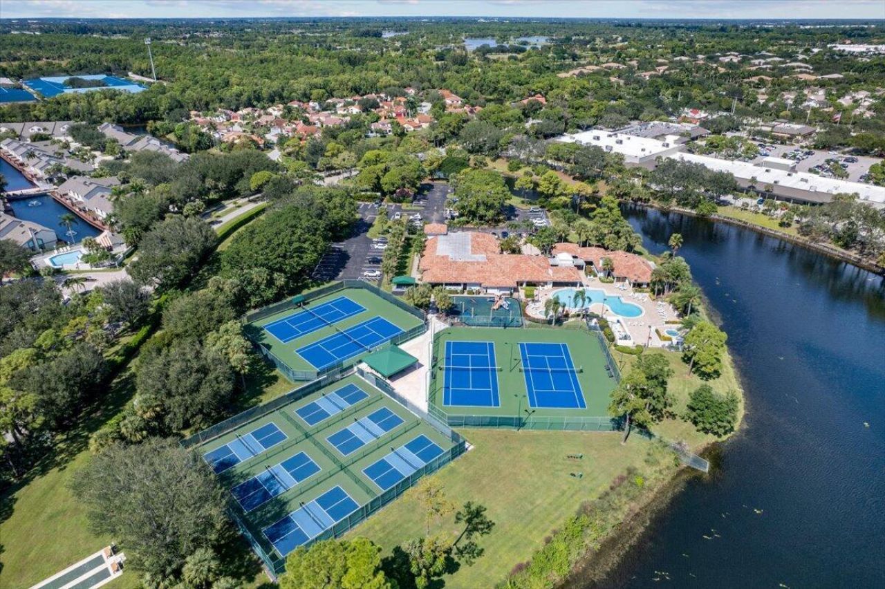 149 Hammocks Drive, Greenacres, FL 33413 Photo