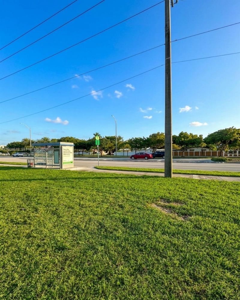 8990 SW 24th St , Unit 19, Miami, FL 33165 Photo