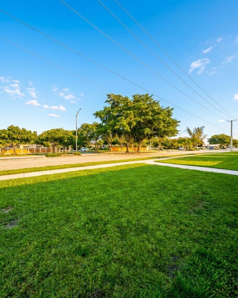 8990 SW 24th St , Unit 19, Miami, FL 33165 Photo