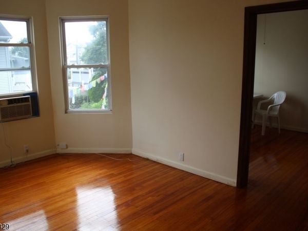39 Jane St, Unit 2, East Rutherford, NJ 07073