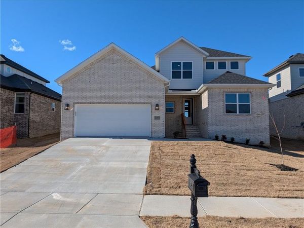 1071 Whistler Street , Centerton, AR 72719