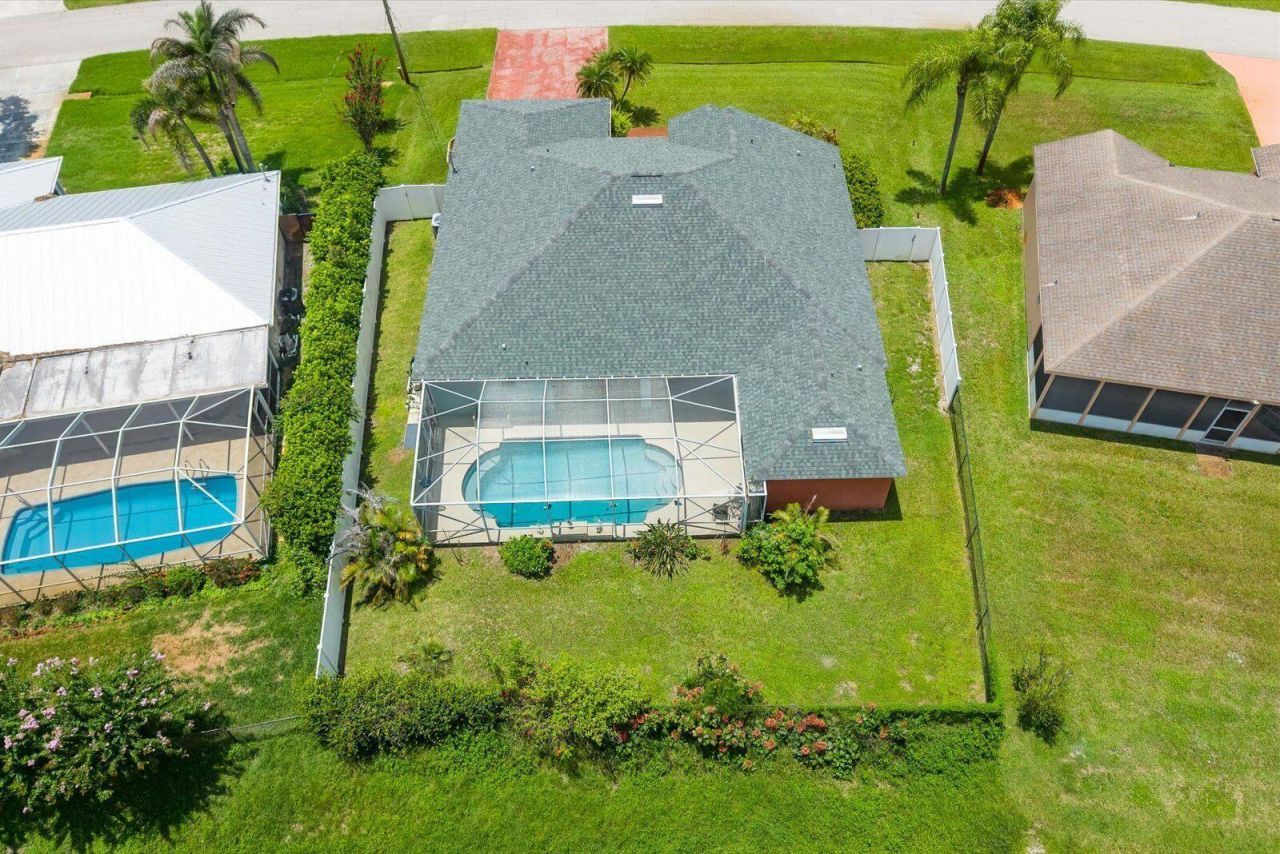 631 SE Stow Terrace, Port Saint Lucie, FL 34984 Photo