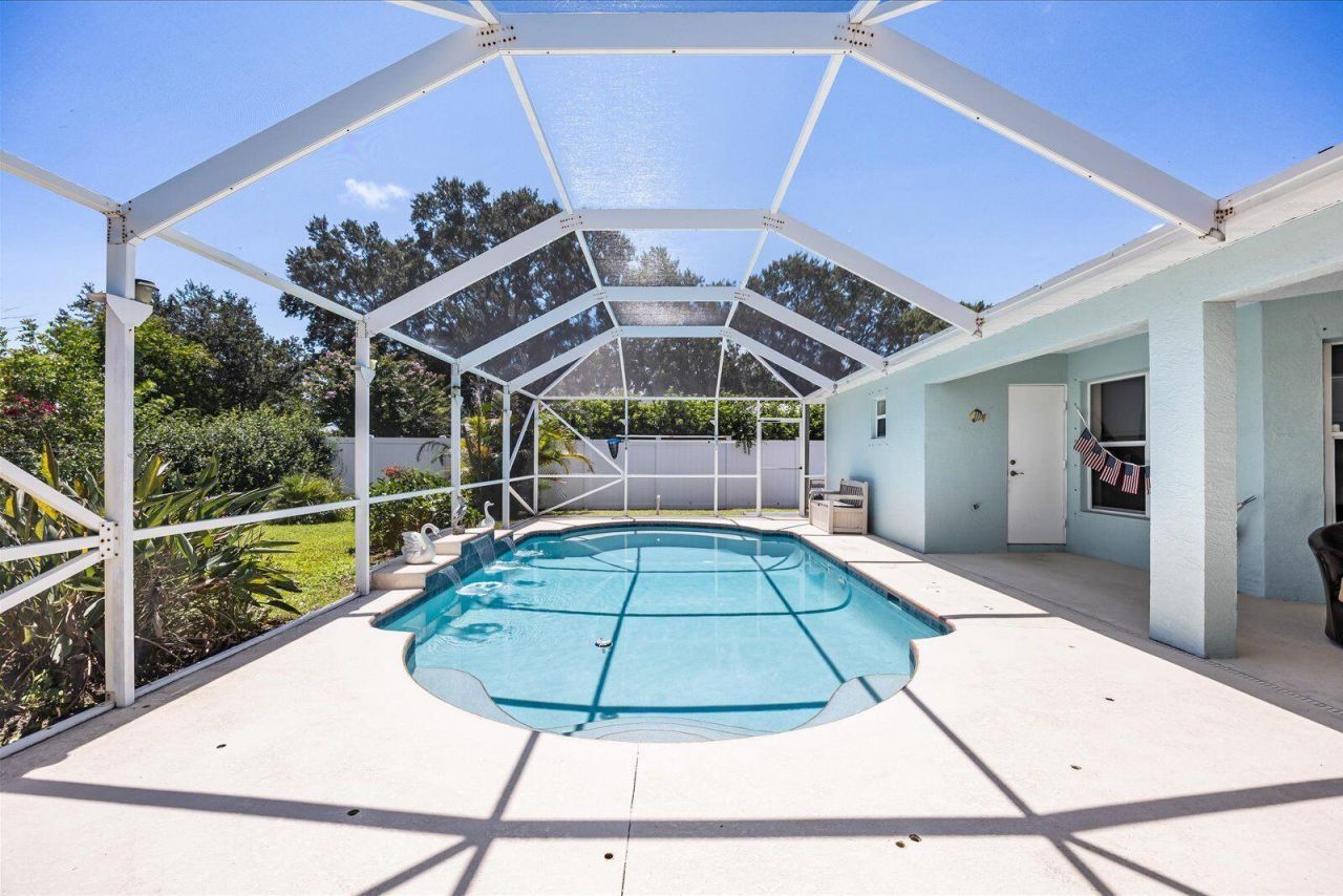 631 SE Stow Terrace, Port Saint Lucie, FL 34984 Photo