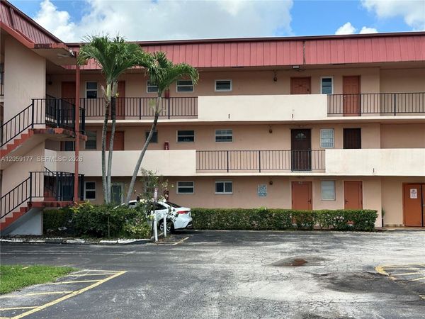 19001 NE 14th Ave , Unit 121, Miami, FL 33179