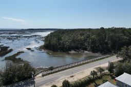 137 Pinnacle Dr.  photo 4