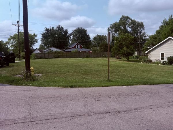 630 E Bond Avenue, Marion, IN 46952
