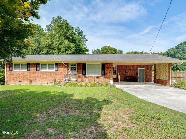 241 N Monk Street, Magnolia, NC 28453