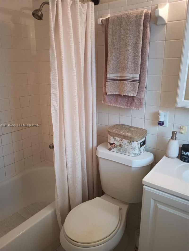 1433 SW 24th Ct , Unit 2, Fort Lauderdale, FL 33315 Photo
