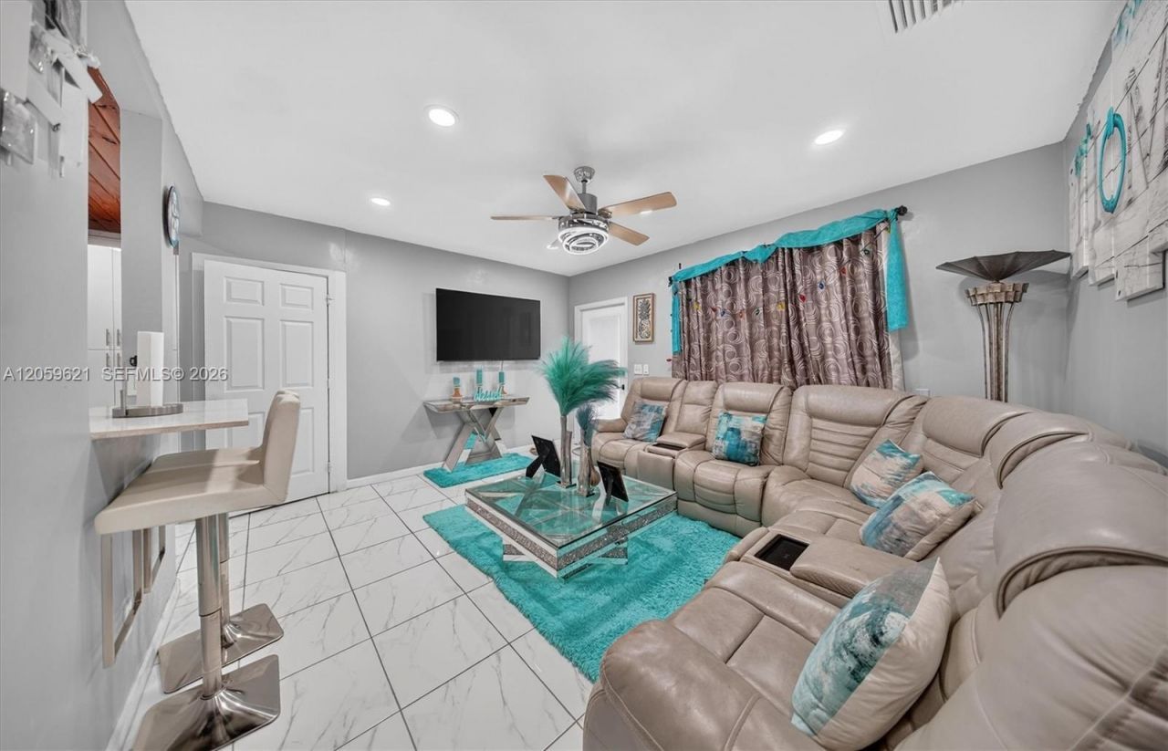 6404 Grant Ct, Hollywood, FL 33024 Photo