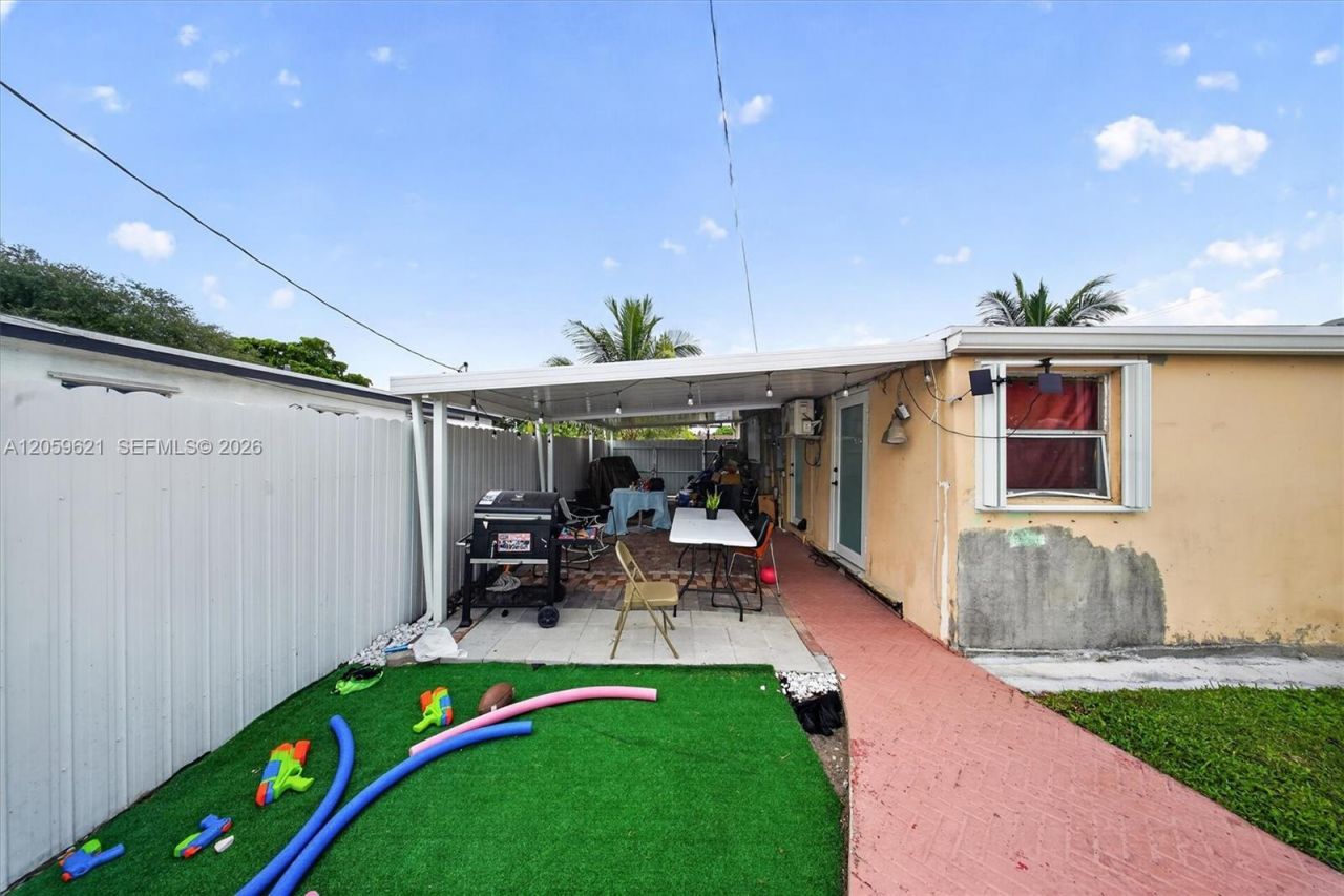 6404 Grant Ct, Hollywood, FL 33024 Photo