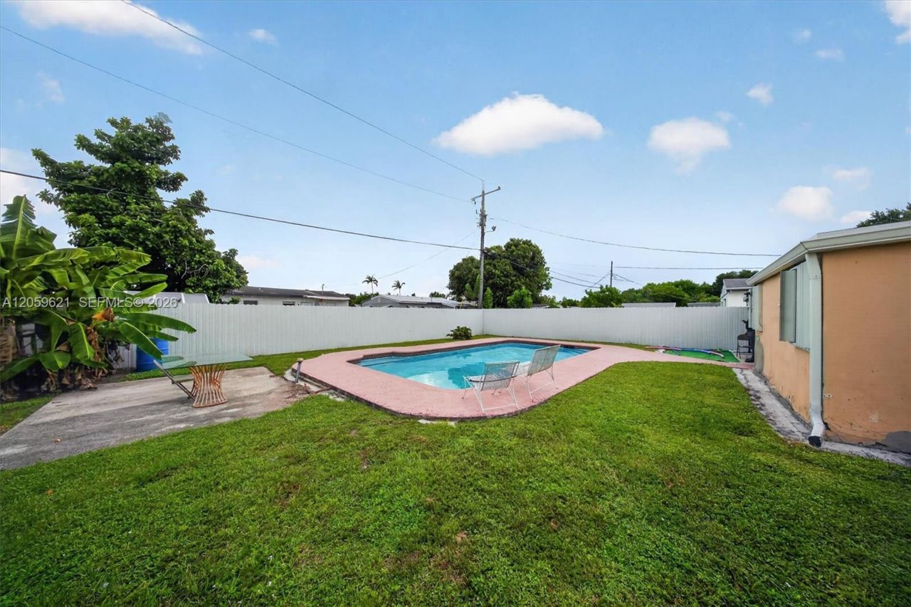 6404 Grant Ct, Hollywood, FL 33024 Photo