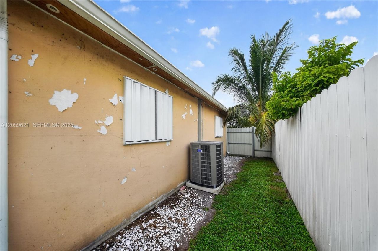 6404 Grant Ct, Hollywood, FL 33024 Photo