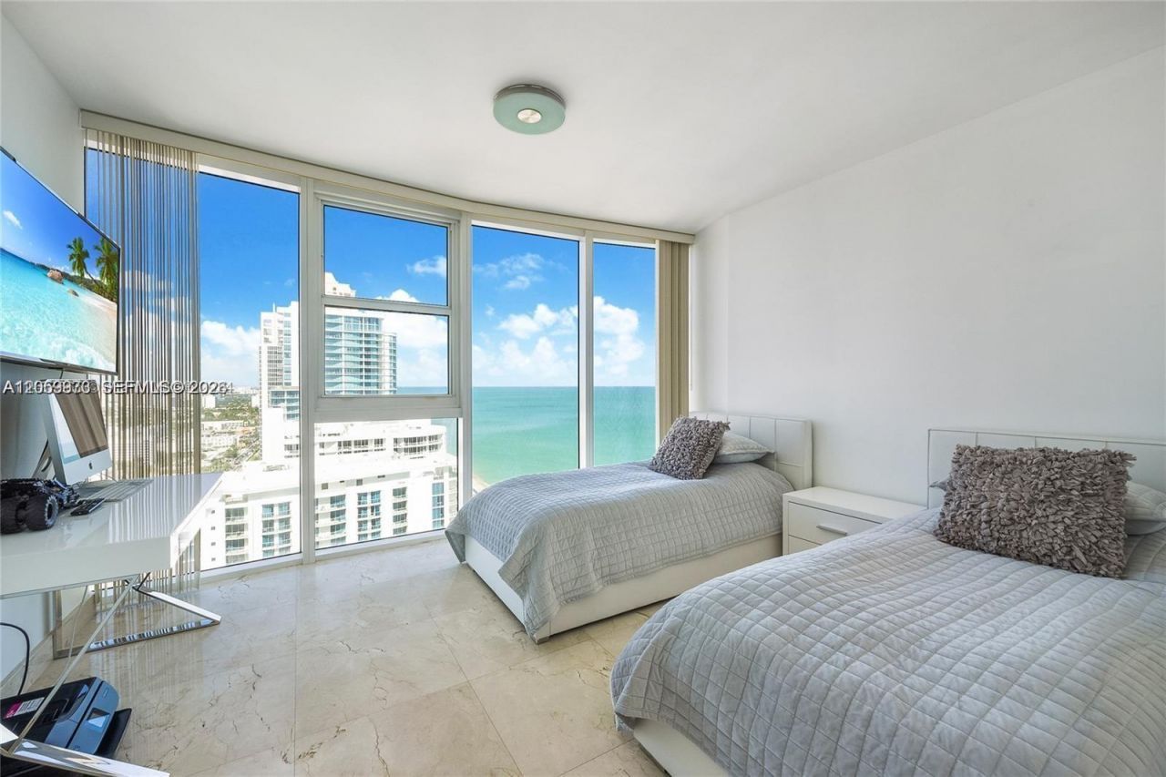 17201 Collins Ave, Unit 3501, Sunny Isles Beach, FL 33160 Photo