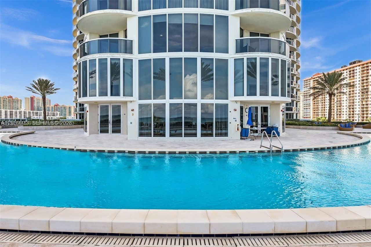 17201 Collins Ave, Unit 3501, Sunny Isles Beach, FL 33160 Photo