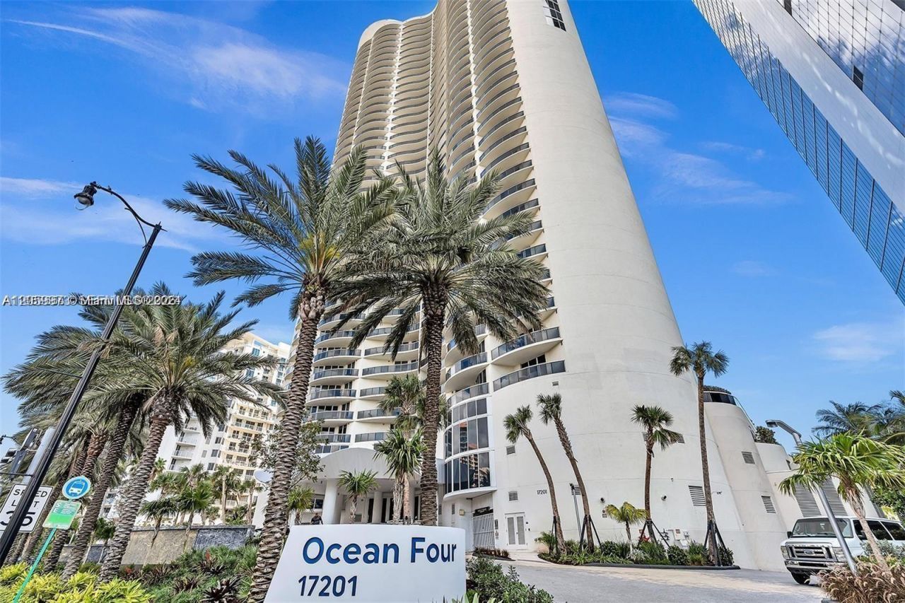 17201 Collins Ave, Unit 3501, Sunny Isles Beach, FL 33160 Photo