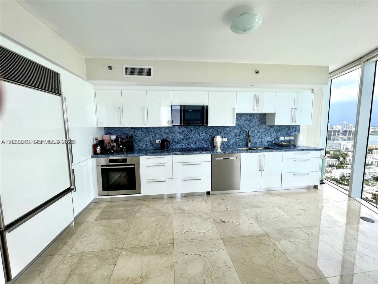17201 Collins Ave, Unit 3501, Sunny Isles Beach, FL 33160 Photo