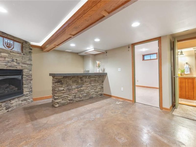 216 S Pelham Drive, Kettering, OH 45429 Photo 11