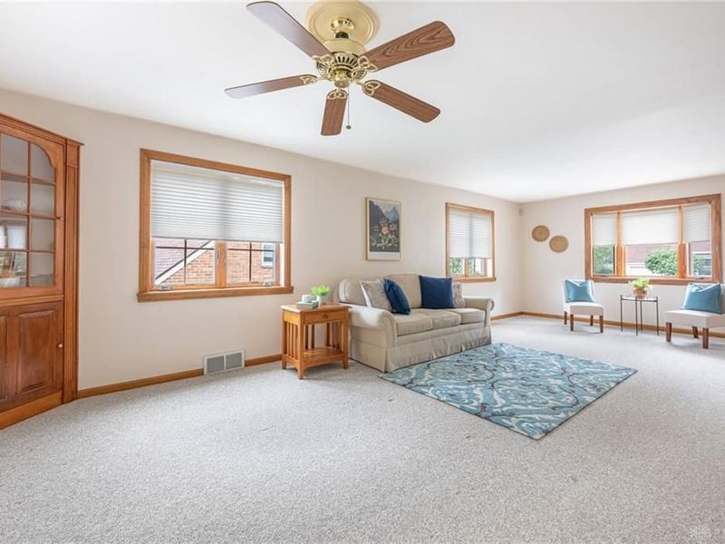 216 S Pelham Drive, Kettering, OH 45429 Photo 29